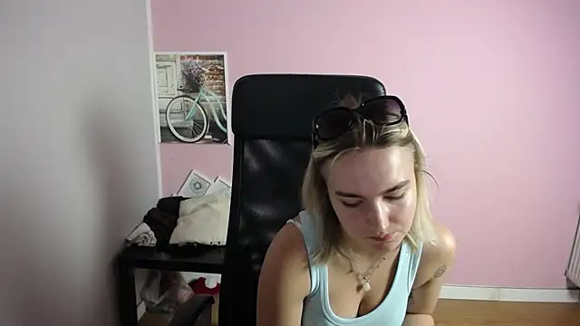 viktoria lovely online show from 06-26-26, 07:02