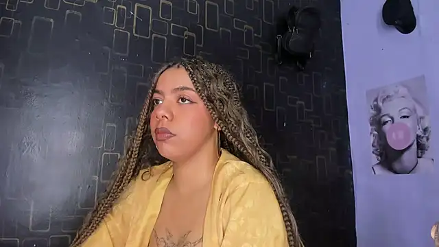 Alika01 online show from 03-07-25, 03:49