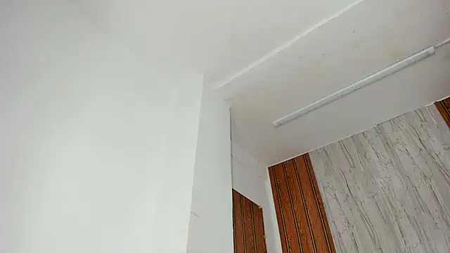 Alika01 online show from 10-20-25, 01:33