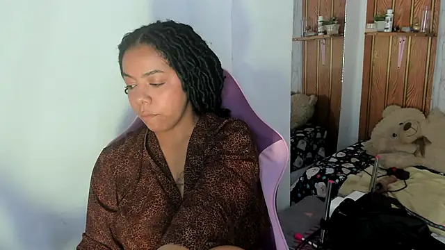 Alika01 online show from 01-06-26, 05:38