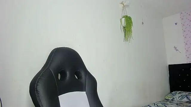 Alika01 online show from 02-02-26, 01:43