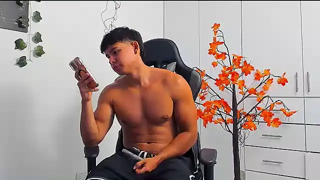 Snapshot of Bray_Kevin chatting on 02-12-26, 05:02 Bray Kevin online show from 02-12-26, 05:02