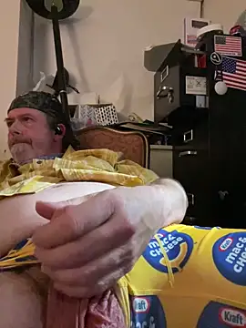 Snapshot of Helmut1971 chatting on 01-01-25, 09:07 Helmut1971 online show from 01-01-25, 09:07