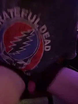 Snapshot of Helmut1971 chatting on 09-09-25, 08:58 Helmut1971 online show from 09-09-25, 08:58