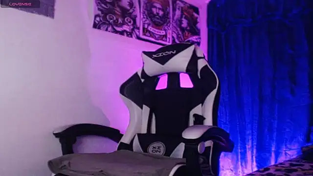 Ryan coopper online show from 10-15-25, 02:55