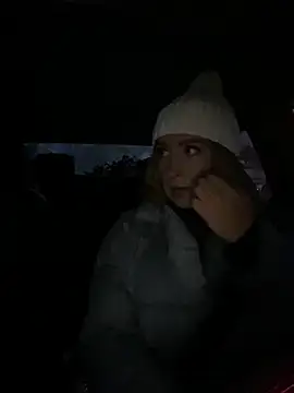 Snapshot of StasyWood chatting on 12-15-24, 02:08 StasyWood online show from 12-15-24, 02:08