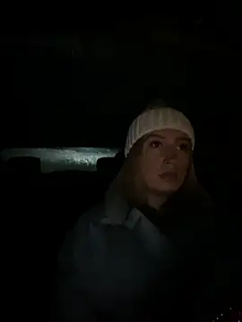 Snapshot of StasyWood chatting on 12-18-24, 01:15 StasyWood online show from 12-18-24, 01:15