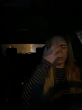 Snapshot of StasyWood chatting on 12-21-24, 01:15 StasyWood online show from 12-21-24, 01:15