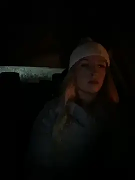 Snapshot of StasyWood chatting on 01-09-25, 12:57 StasyWood online show from 01-09-25, 12:57