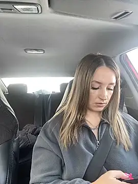 Snapshot of StasyWood chatting on 02-15-25, 04:14 StasyWood online show from 02-15-25, 04:14