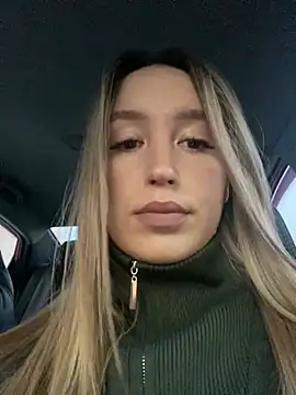 Snapshot of StasyWood chatting on 02-28-25, 01:05 StasyWood online show from 02-28-25, 01:05