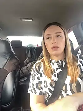 Snapshot of StasyWood chatting on 03-01-25, 04:15 StasyWood online show from 03-01-25, 04:15