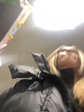 Snapshot of StasyWood chatting on 03-10-25, 01:12 StasyWood online show from 03-10-25, 01:12