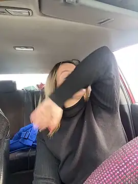 Snapshot of StasyWood chatting on 03-19-25, 04:14 StasyWood online show from 03-19-25, 04:14