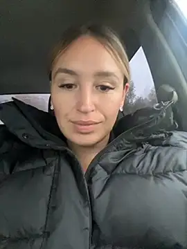 Snapshot of StasyWood chatting on 10-02-25, 01:01 StasyWood online show from 10-02-25, 01:01