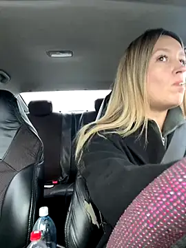 Snapshot of StasyWood chatting on 10-07-25, 01:36 StasyWood online show from 10-07-25, 01:36