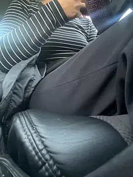 Snapshot of StasyWood chatting on 10-18-25, 01:08 StasyWood online show from 10-18-25, 01:08