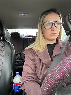 StasyWood online show from 04-28-26, 01:15