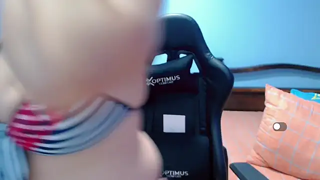 Lily Benet1 online show from 11-08-25, 10:19