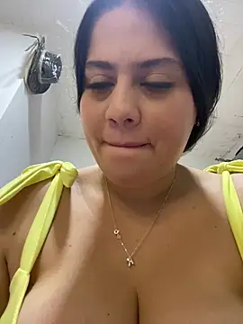Snapshot of Natalia_Cleark09 chatting on 06-13-26, 03:10 Natalia Cleark09 online show from 06-13-26, 03:10