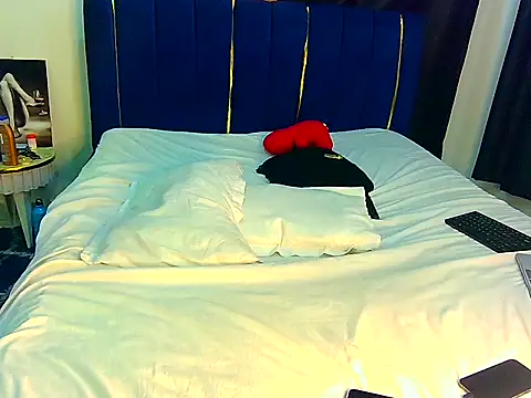 Snapshot of t-Booty_risky_ chatting on 09-27-25, 05:45 t-Booty risky  online show from 09-27-25, 05:45