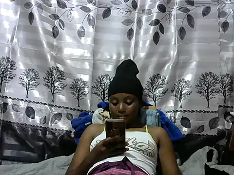Snapshot of Sweet_kelsiey chatting on 01-19-25, 10:17 Sweet kelsiey online show from 01-19-25, 10:17