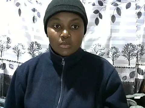 Snapshot of Sweet_kelsiey chatting on 01-25-25, 10:50 Sweet kelsiey online show from 01-25-25, 10:50