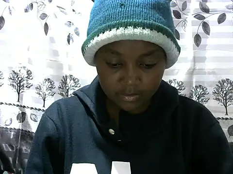 Snapshot of Sweet_kelsiey chatting on 02-02-25, 08:41 Sweet kelsiey online show from 02-02-25, 08:41