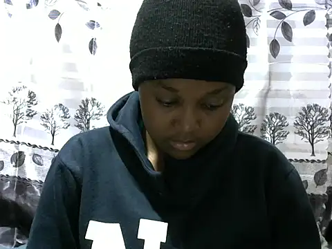 Snapshot of Sweet_kelsiey chatting on 02-04-25, 08:17 Sweet kelsiey online show from 02-04-25, 08:17