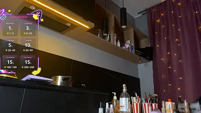 ilona wine online show from 11-16-25, 10:37