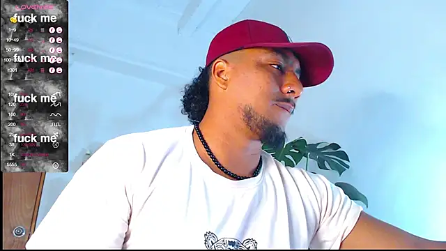 Snapshot of yosoy_enzo2020 chatting on 02-22-25, 03:12 yosoy enzo2020 online show from 02-22-25, 03:12