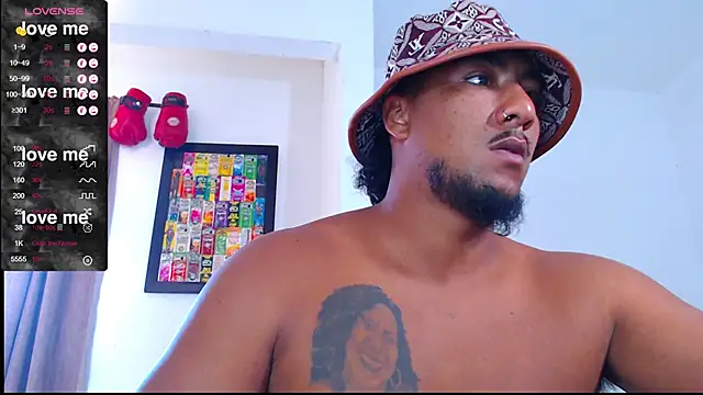 Snapshot of yosoy_enzo2020 chatting on 03-20-25, 01:59 yosoy enzo2020 online show from 03-20-25, 01:59