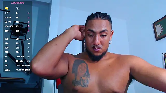 Snapshot of yosoy_enzo2020 chatting on 10-25-25, 01:35 yosoy enzo2020 online show from 10-25-25, 01:35