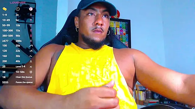 Snapshot of yosoy_enzo2020 chatting on 11-19-25, 03:28 yosoy enzo2020 online show from 11-19-25, 03:28