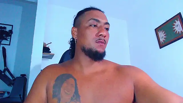 Snapshot of yosoy_enzo2020 chatting on 11-28-25, 02:47 yosoy enzo2020 online show from 11-28-25, 02:47