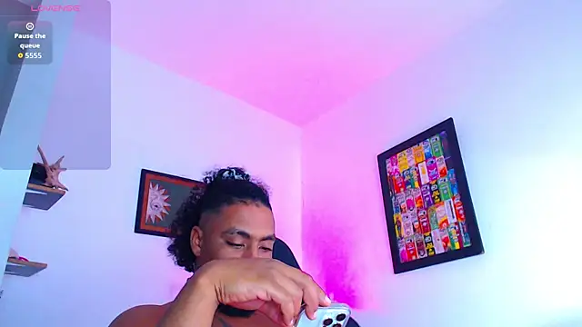 Snapshot of yosoy_enzo2020 chatting on 01-12-26, 03:45 yosoy enzo2020 online show from 01-12-26, 03:45