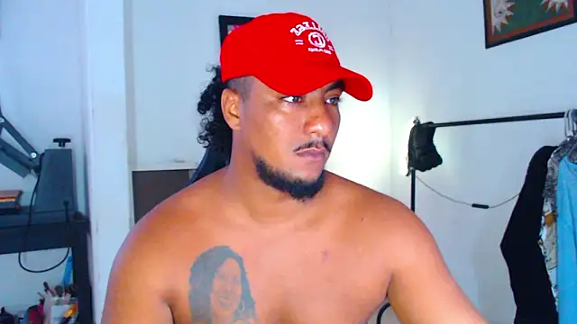 Snapshot of yosoy_enzo2020 chatting on 03-01-26, 02:19 yosoy enzo2020 online show from 03-01-26, 02:19