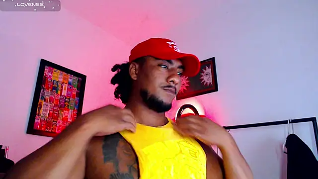 Snapshot of yosoy_enzo2020 chatting on 03-12-26, 04:40 yosoy enzo2020 online show from 03-12-26, 04:40