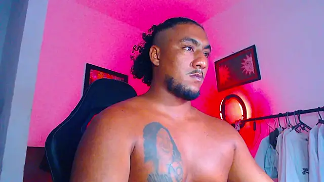 Snapshot of yosoy_enzo2020 chatting on 03-15-26, 04:40 yosoy enzo2020 online show from 03-15-26, 04:40