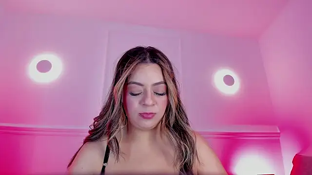 sarah-bonneth online show from 04-27-26, 12:03