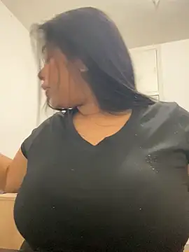 Snapshot of PUSHYLATE chatting on 11-23-25, 03:56 PUSHYLATE online show from 11-23-25, 03:56