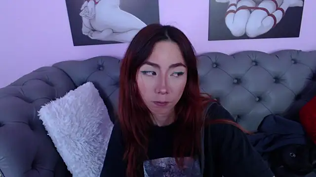 Erika Stevens online show from 01-21-25, 07:28