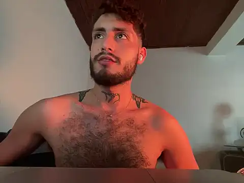 Snapshot of axel_giracr chatting on 12-05-24, 09:06 axel giracr online show from 12-05-24, 09:06