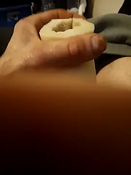 Snapshot of Sluckkkbigdk chatting on 11-17-25, 01:39 Sluckkkbigdk online show from 11-17-25, 01:39