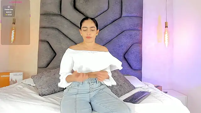 Liinda Saenz online show from 06-06-26, 11:26