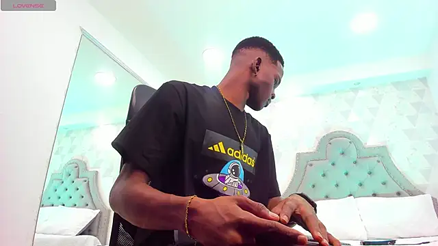 JacksonMuller  online show from 01-03-25, 11:14