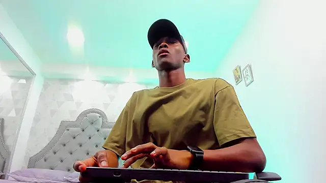 JacksonMuller  online show from 01-16-25, 02:41