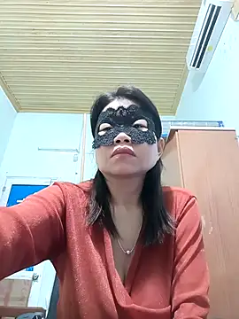 Anna Toy19 online show from 12-22-25, 09:34