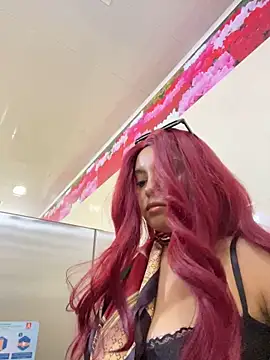 Nathcurly  online show from 12-17-24, 08:32