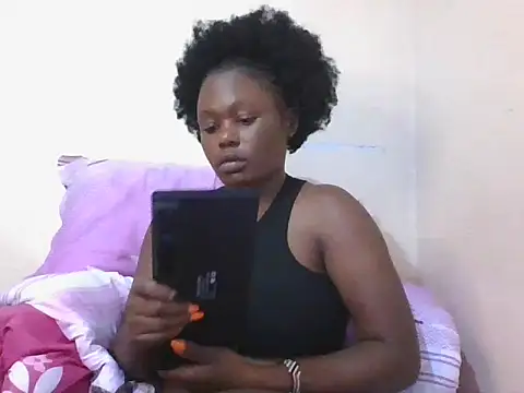 Snapshot of tanishacute chatting on 09-11-25, 07:47 tanishacute online show from 09-11-25, 07:47